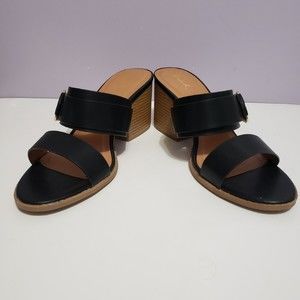 QUPID Black Slip On Wedge Dress  w Gold Tone Buckle Women's Sz 10